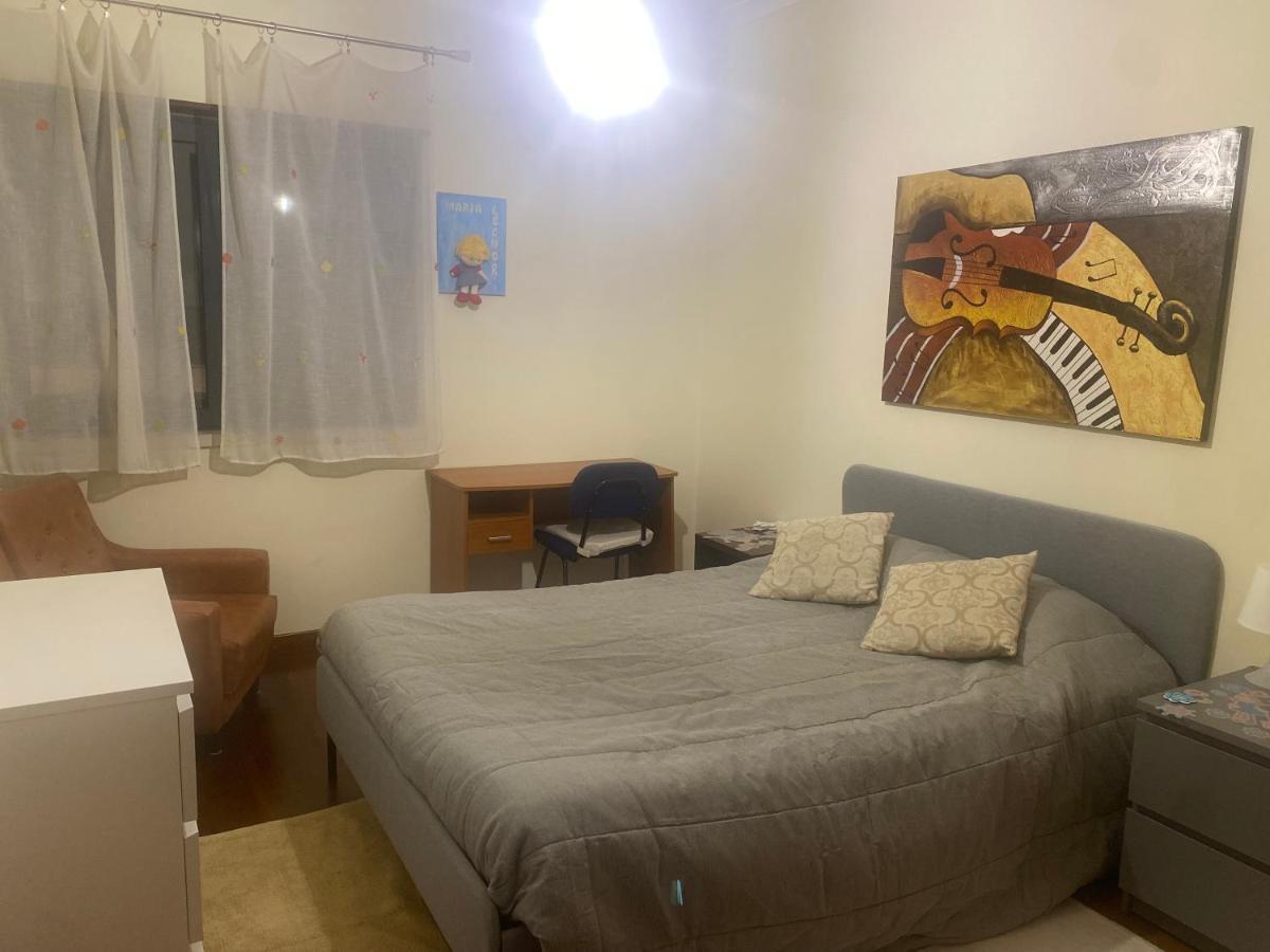 Quarto Duplo Parque Tejo, Com Wc Hotell Bobadela Eksteriør bilde