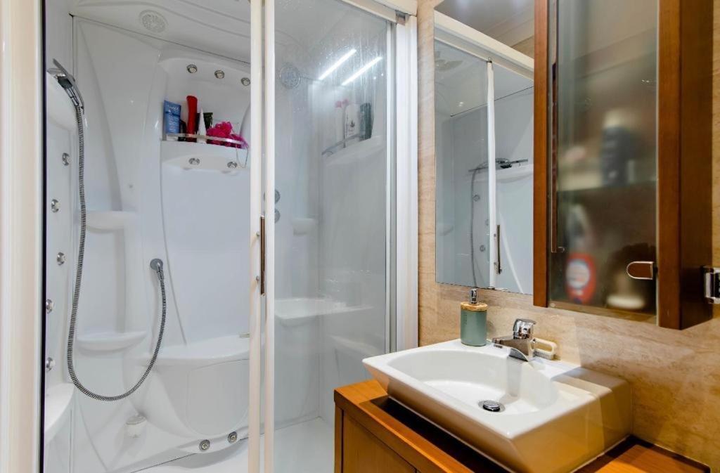 Quarto Duplo Parque Tejo, Com Wc Bobadela Eksteriør bilde